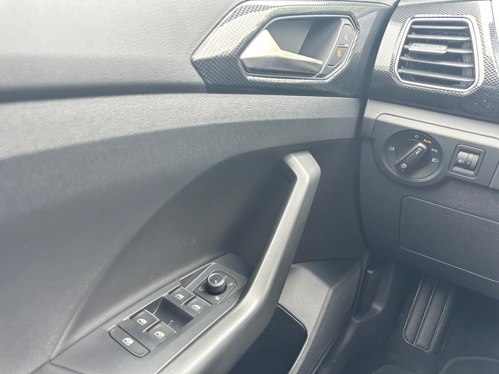 Volkswagen T-Cross – Bild 21