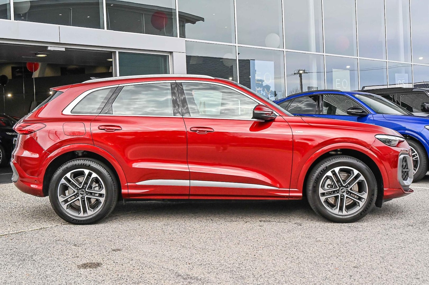 Image about Audi Q5 SUV TDI quattro 150 kW