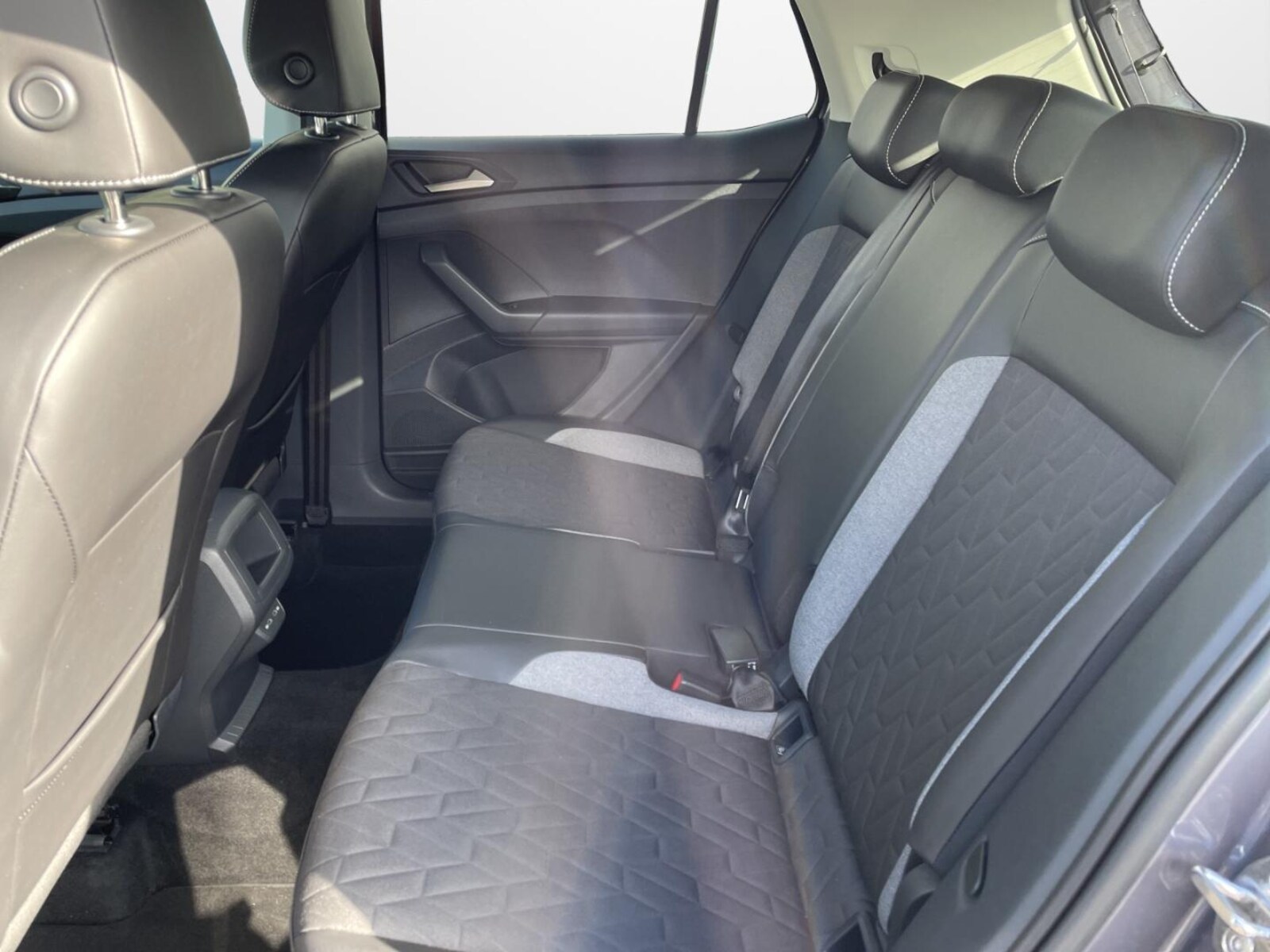 Volkswagen T-Cross – Bild 12