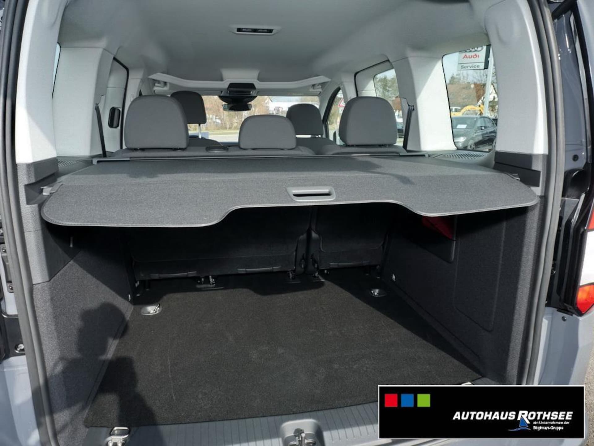 Volkswagen Caddy Basis-Modell