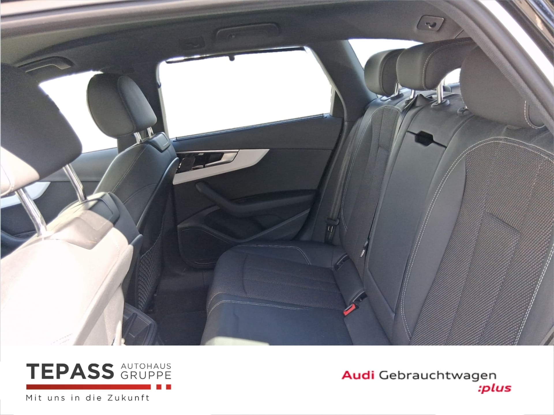 Audi A4 Avant S line