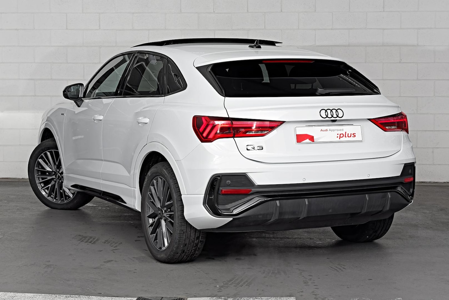 Image about Audi Q3 Sportback TFSI S tronic