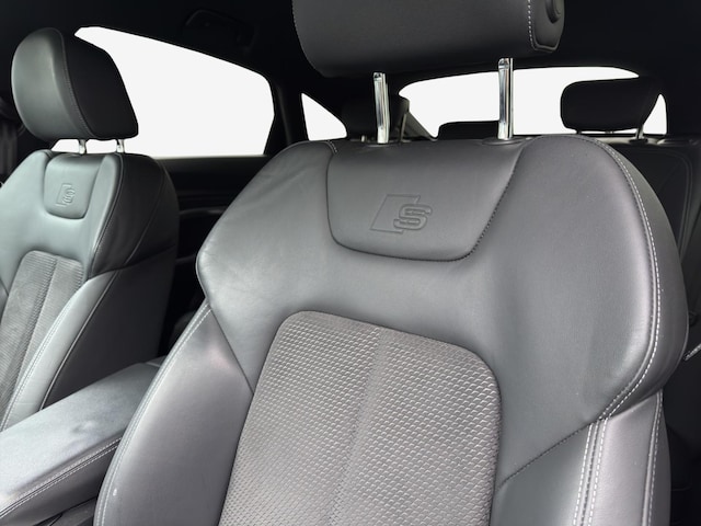 Bild über Audi e-tron Sportback Attraction S line 50 quattro 230,00 kW - for more details contact your dealer