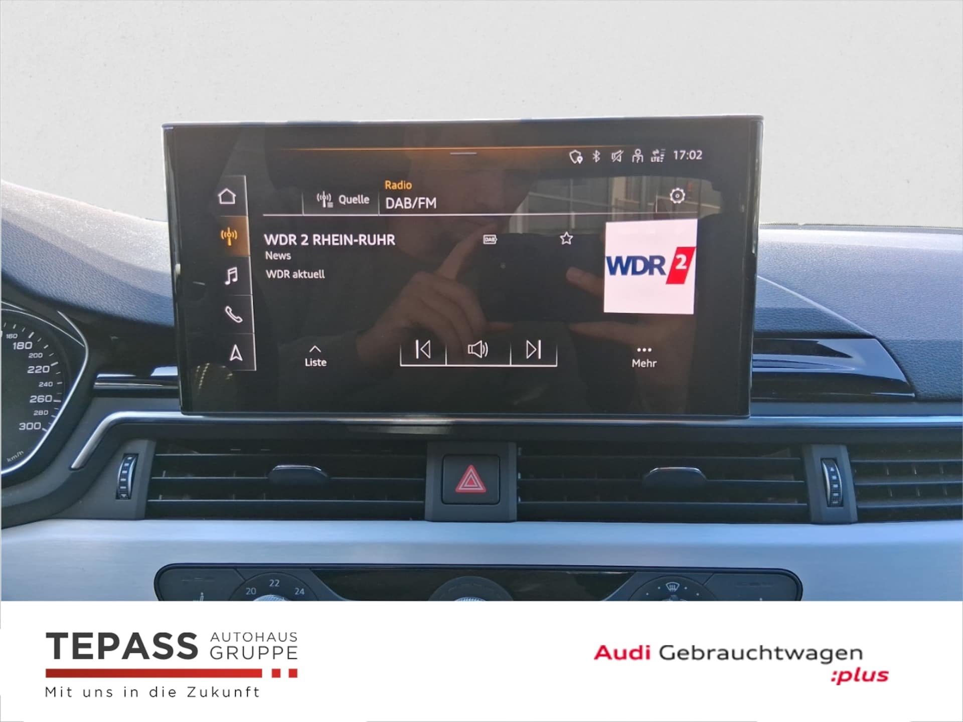 Audi A4 Avant S line