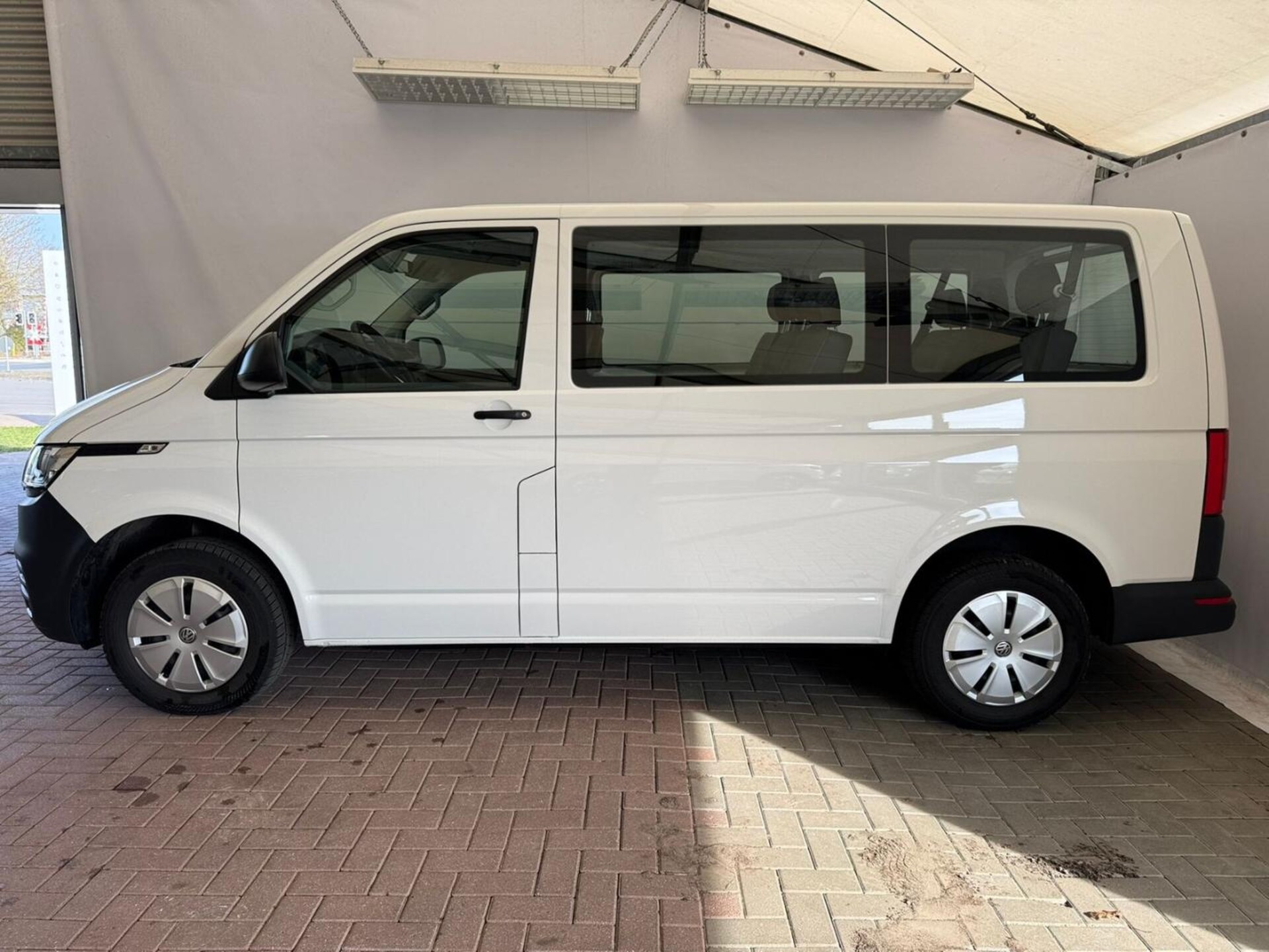 Volkswagen T6.1 Transporter Kombi kurzer Radstand