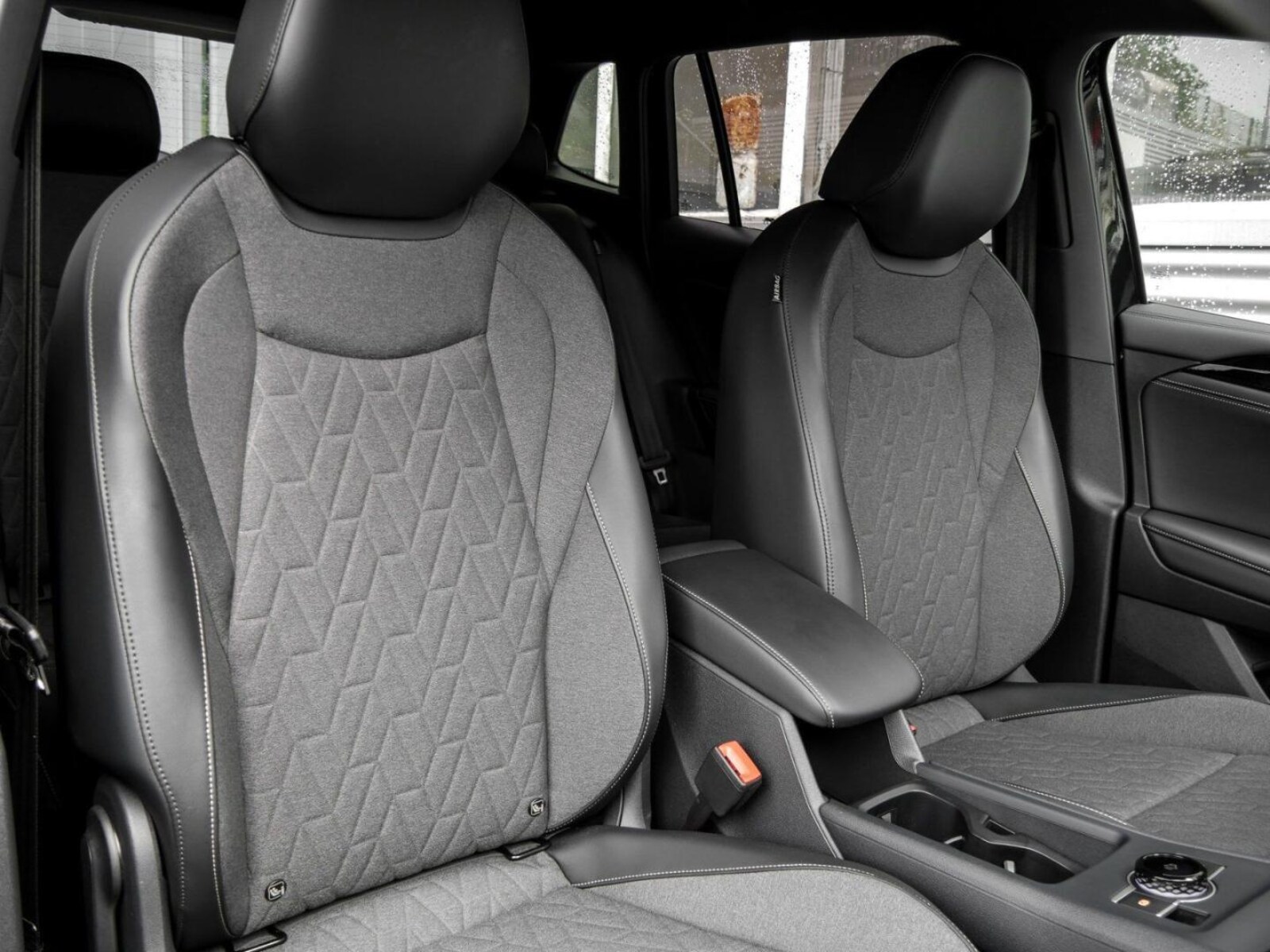 Volkswagen Tiguan – Bild 7