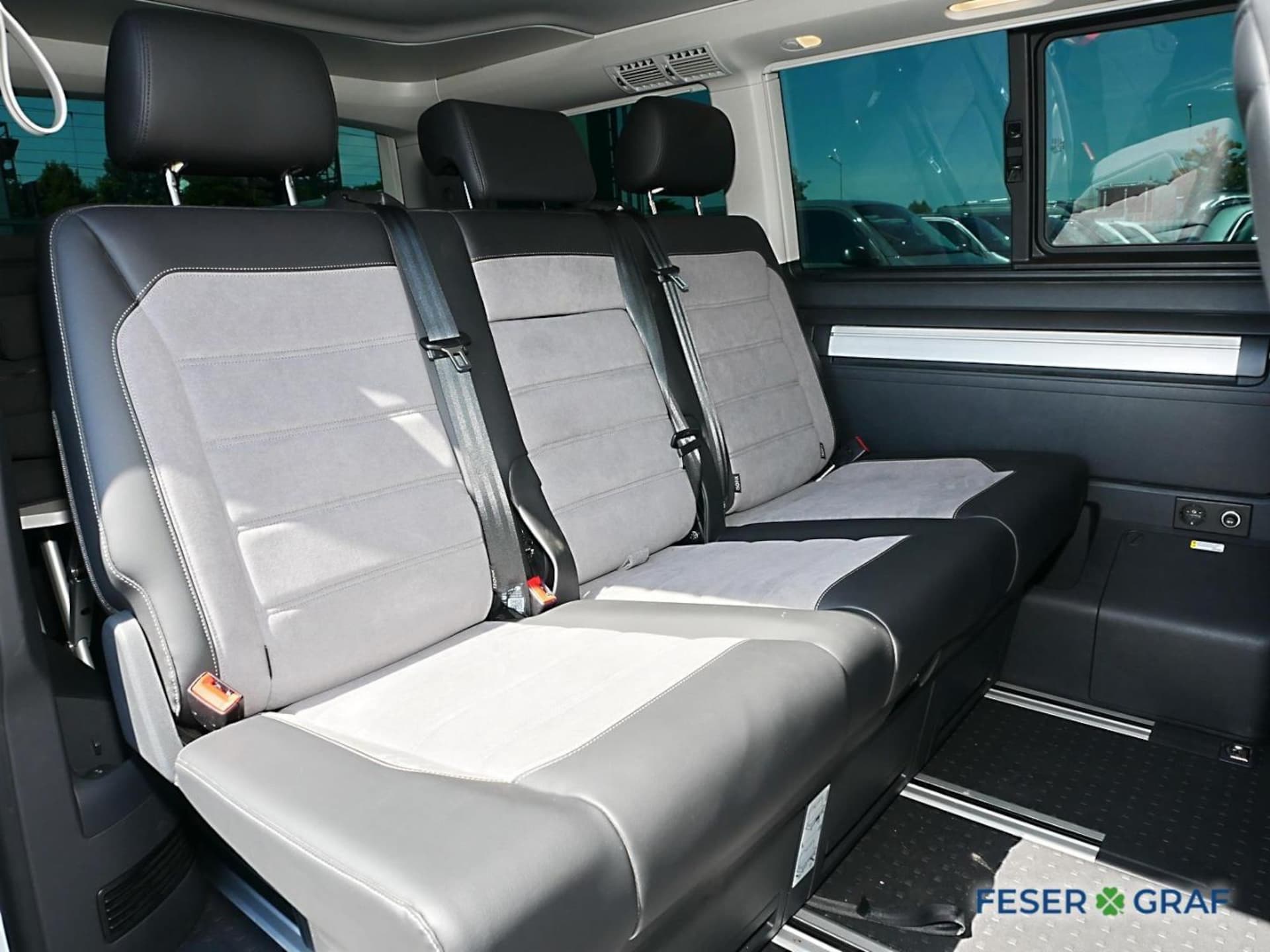 Volkswagen T6.1 California Beach