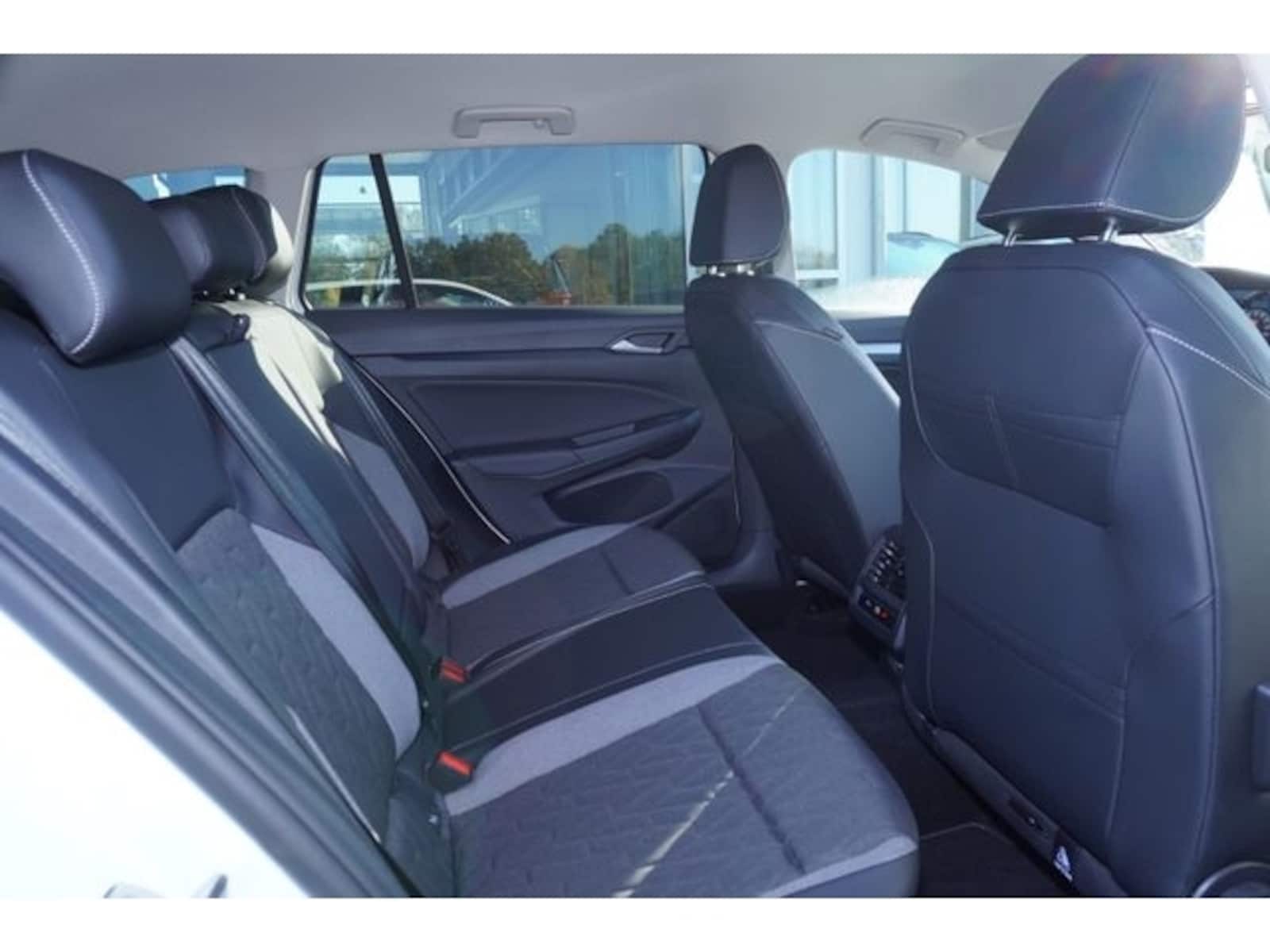 Volkswagen Golf Variant – Bild 10
