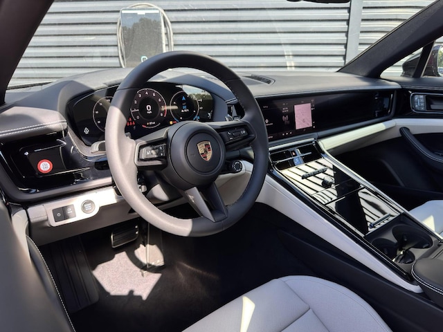 2025 Porsche Panamera