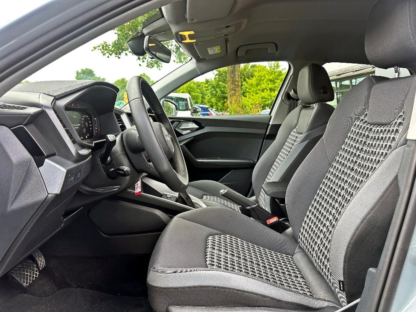 Bild über Audi A1 Sportback advanced 30 TFSI S tronic - für weitere Informationen kontaktieren Sie den Audi Partner