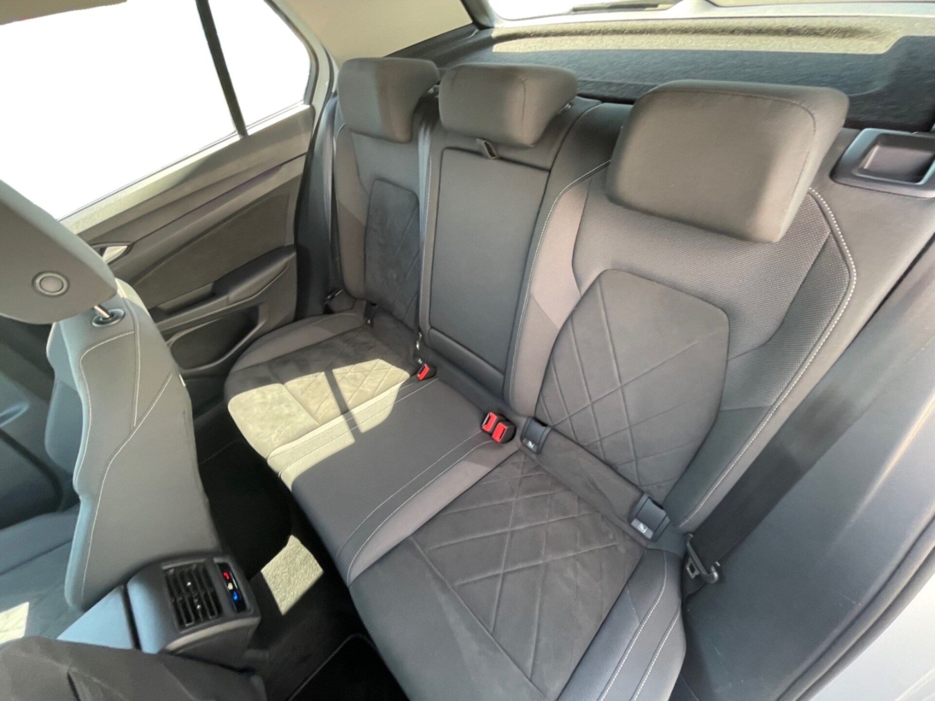 Volkswagen Golf Style