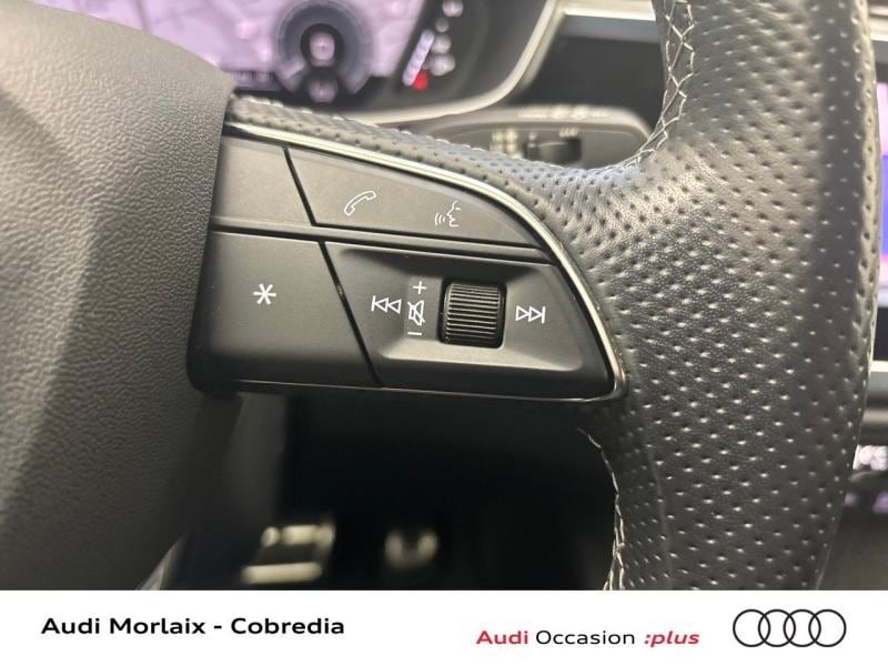 Image about Audi Q3 Sportback TFSI e S line 45 TFSI e 180 kW (245 ch) S tronic