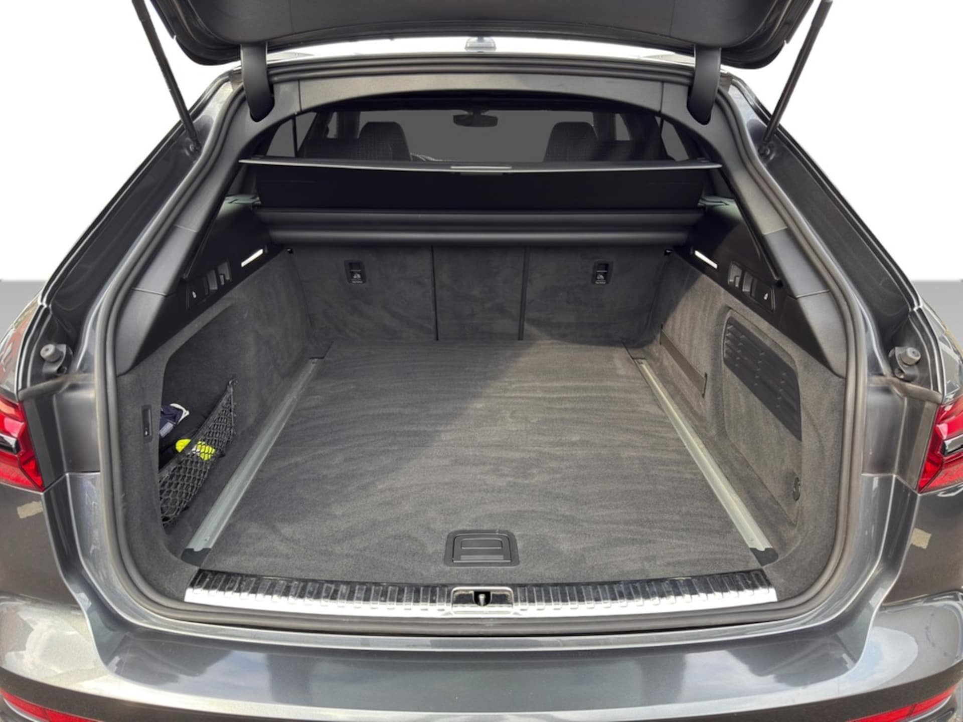 Audi S6 Avant