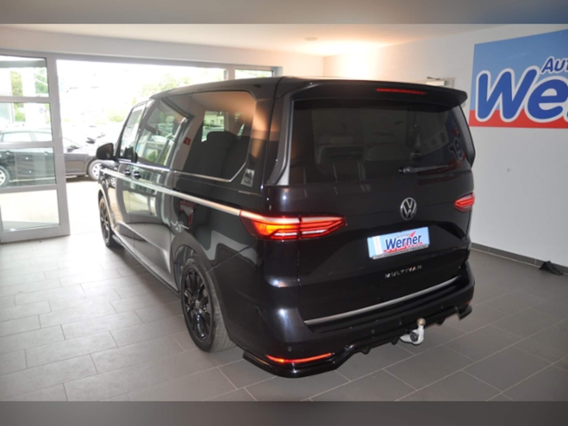 Volkswagen Multivan Langversion Style