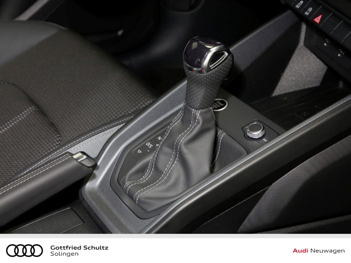 Bild über Audi A1 allstreet 35 TFSI S tronic - für weitere Informationen kontaktieren Sie den Audi Partner