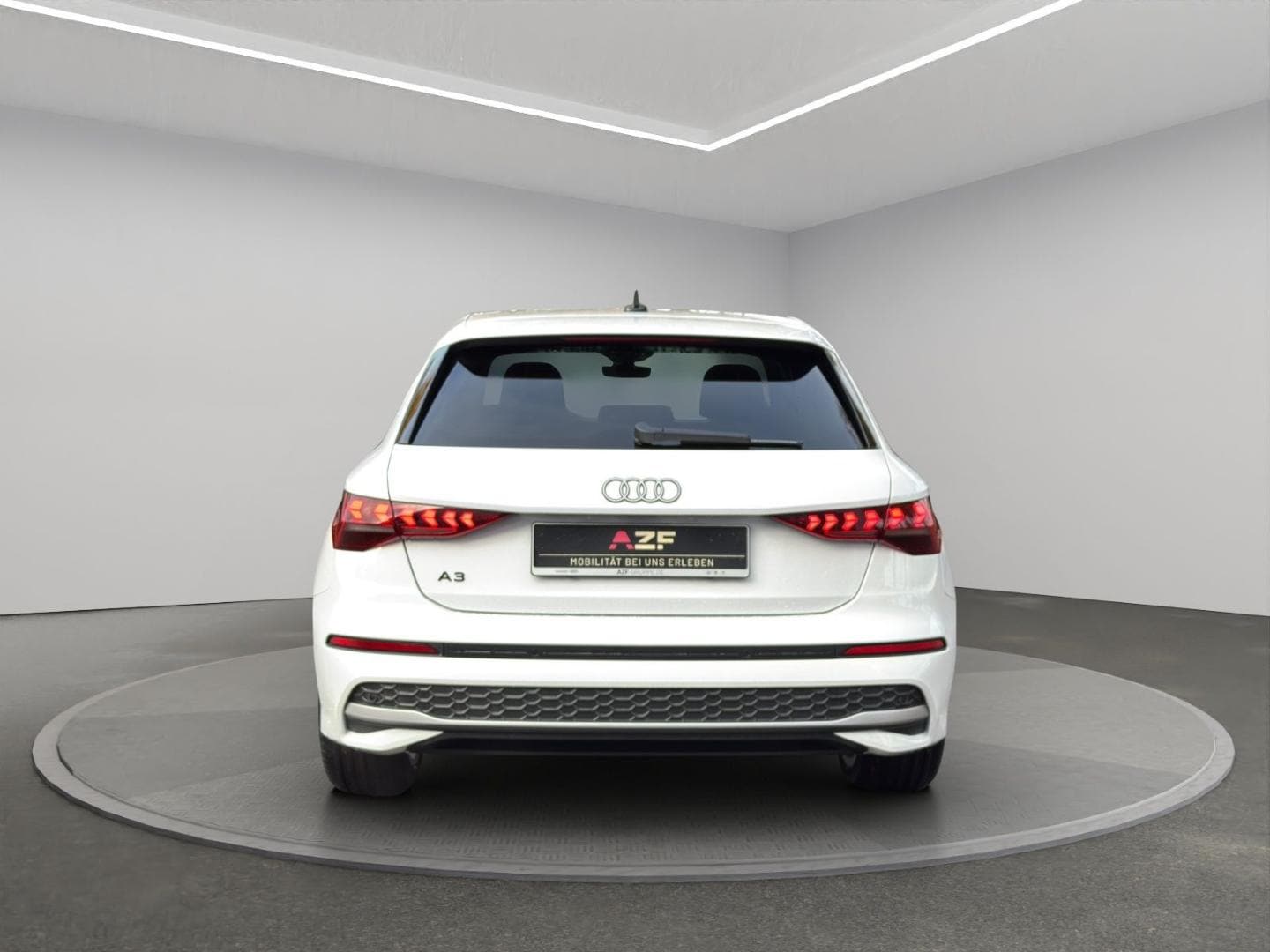 Bild über Audi A3 Sportback advanced 30 TFSI Schaltgetriebe - für weitere Informationen kontaktieren Sie den Audi Partner