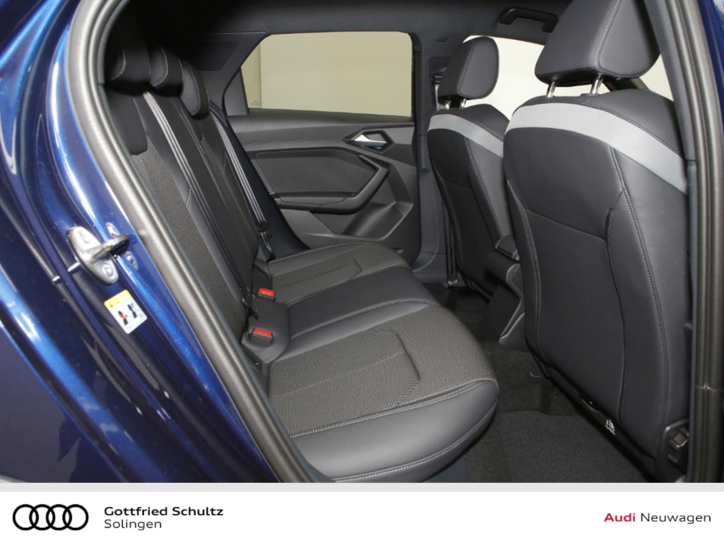 Bild über Audi A1 allstreet 35 TFSI S tronic - für weitere Informationen kontaktieren Sie den Audi Partner