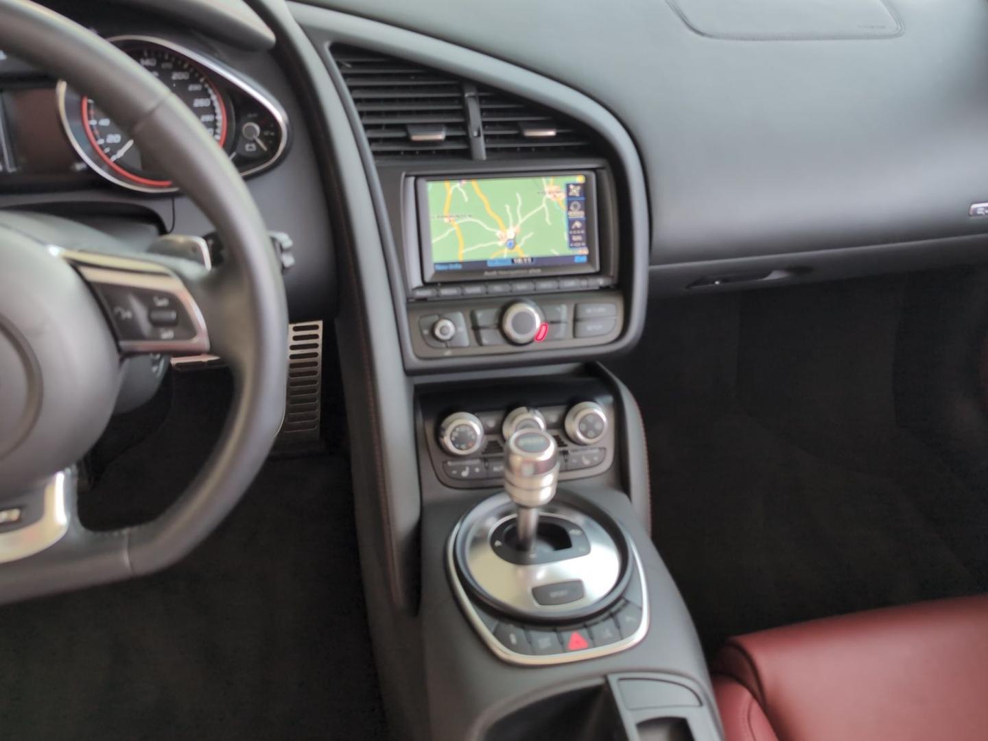 Image about Audi R8 Spyder 5.2 FSI quattro 386(525) kW(PS) R tronic