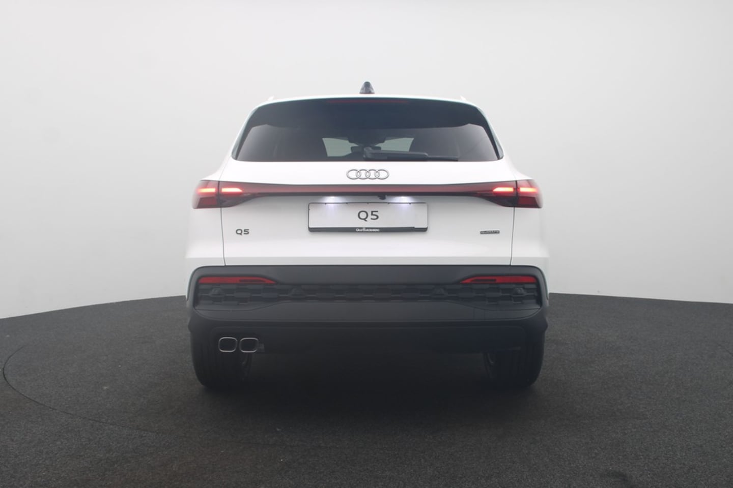Bild über Audi Q5 SUV TDI quattro 150 kW S tronic - für weitere Informationen kontaktieren Sie den Audi Partner