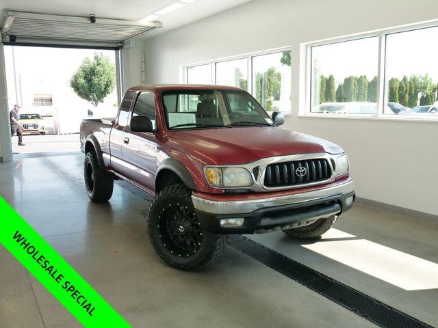 Photo of 2004 Toyota Tacoma 