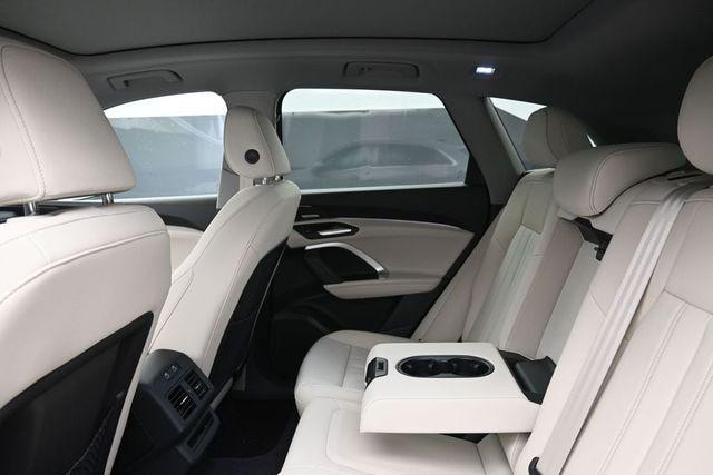 2026 Audi Q5 Premium Plus - Photo 18