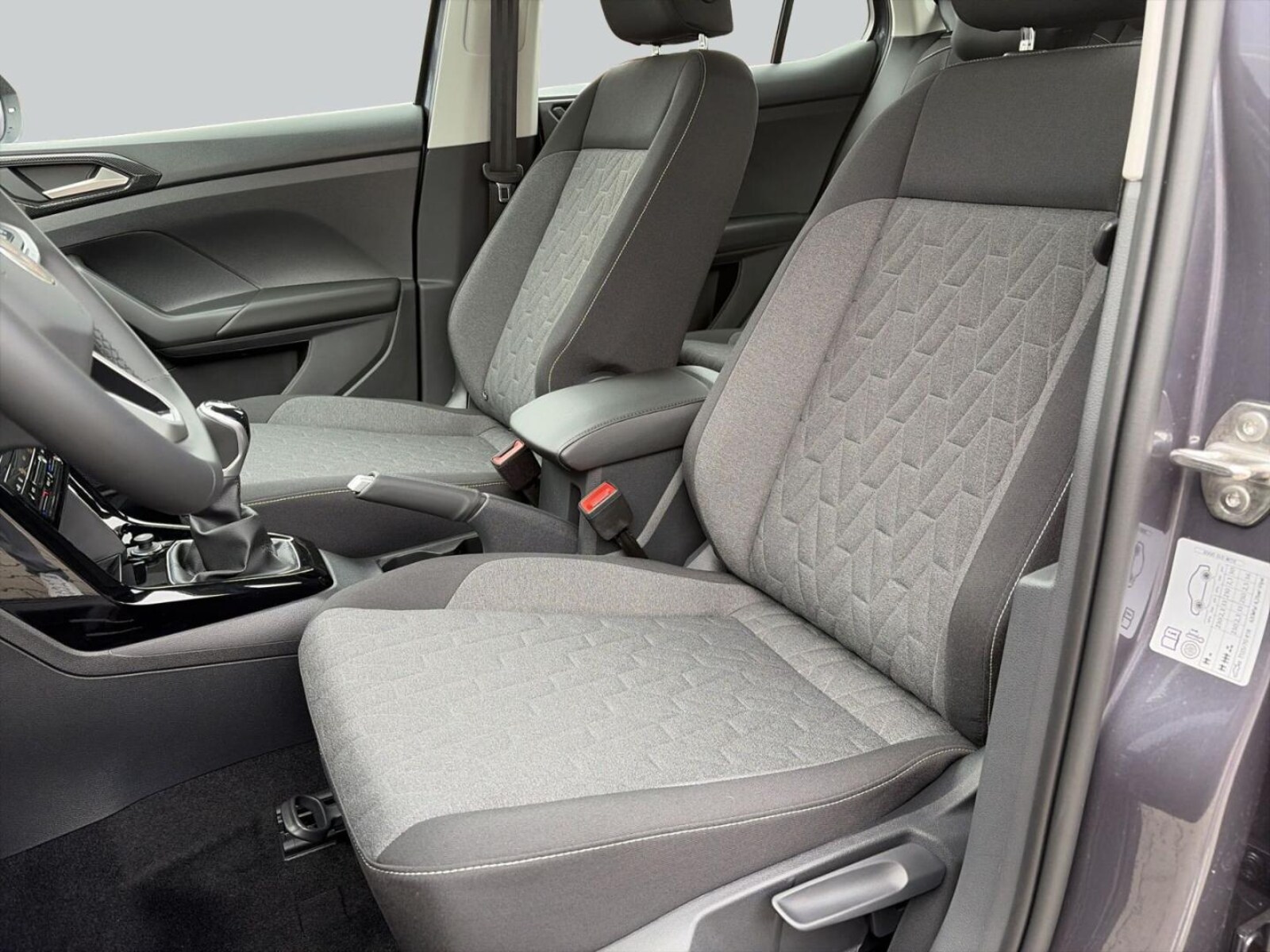 Volkswagen T-Cross – Bild 10
