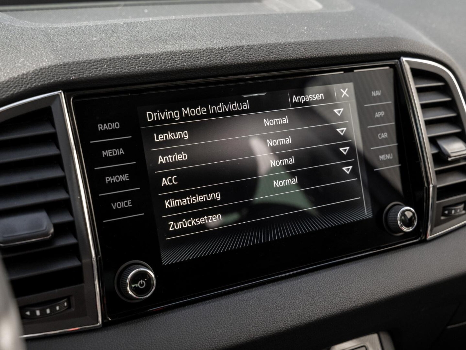 Skoda Karoq Selection