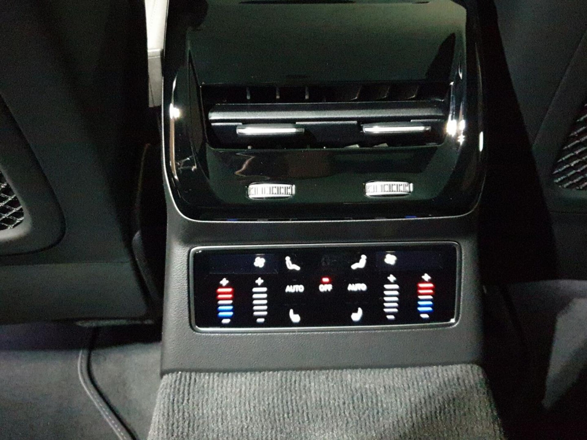 Audi A6 Avant e-hybrid edition one