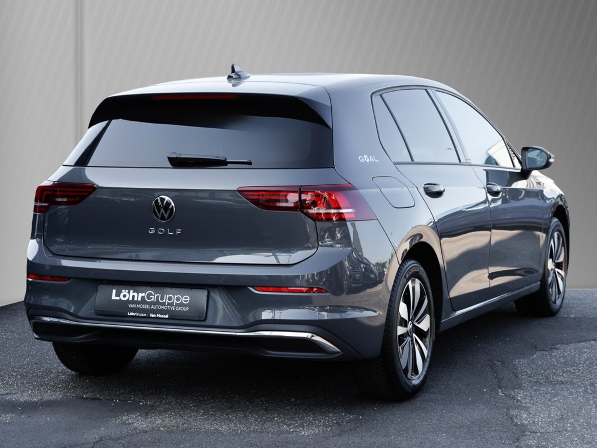 Volkswagen Golf Life
