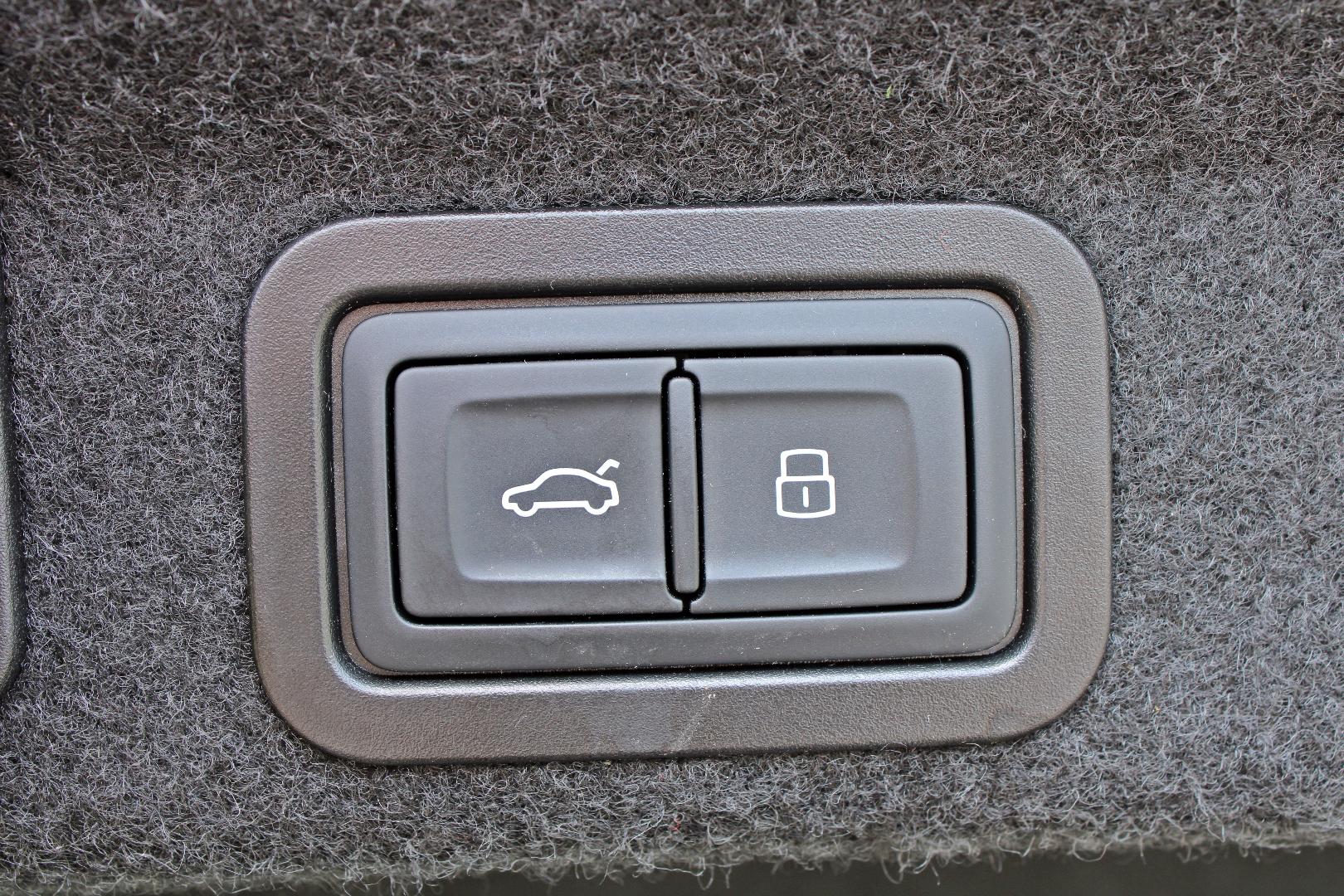 Image about Audi A6 Limousine S line 55 TFSI quattro S tronic