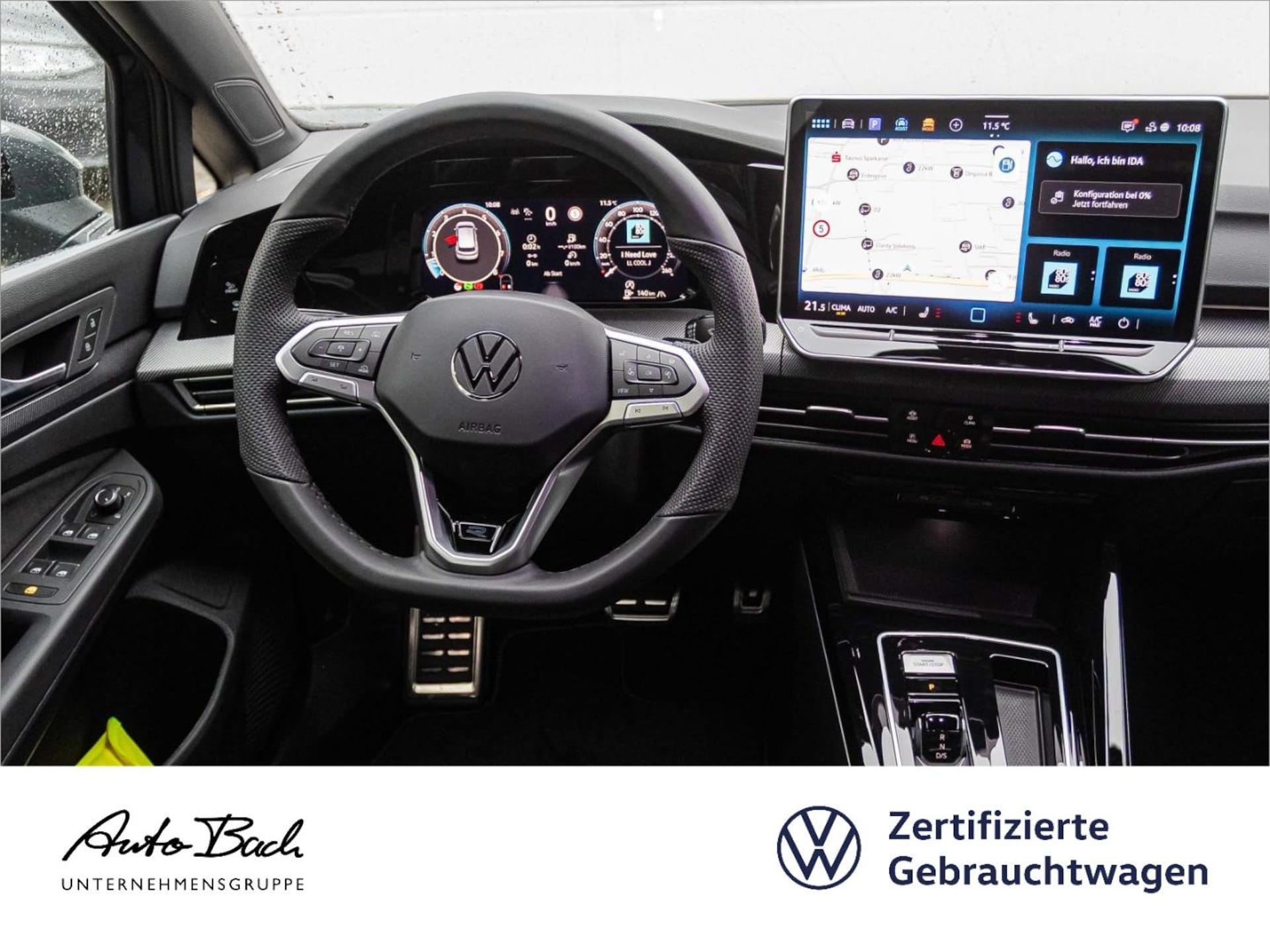 Volkswagen Golf R-Line
