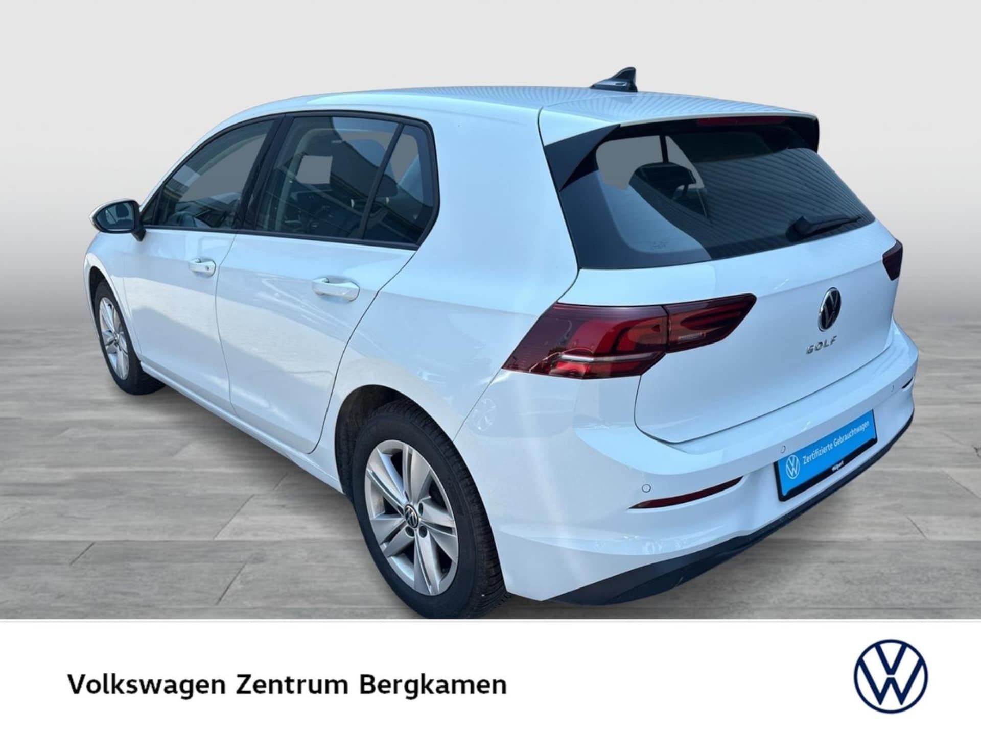 Volkswagen Golf Life