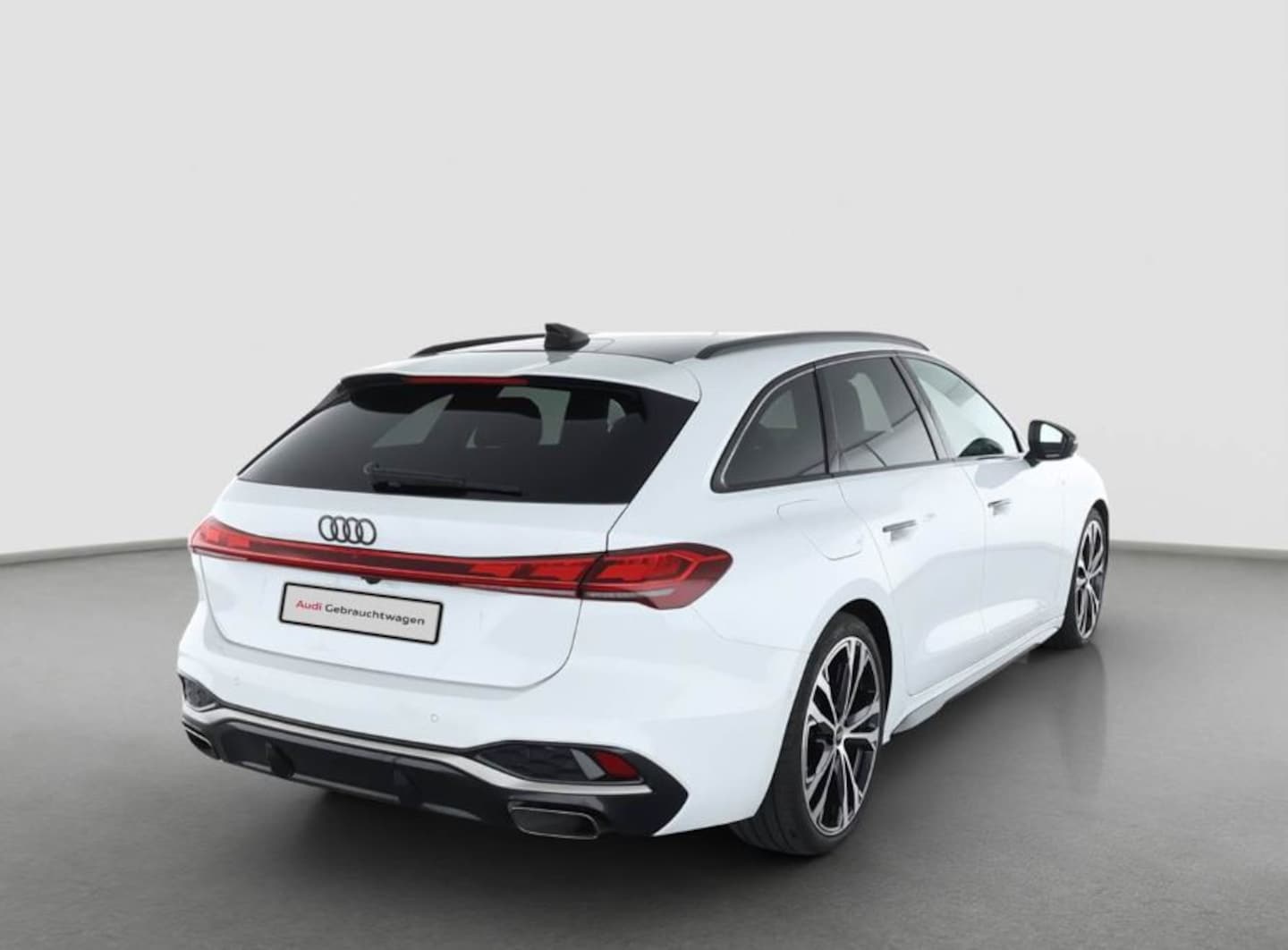 Bild über Audi A5 Avant TFSI 150 kW S tronic - für weitere Informationen kontaktieren Sie den Audi Partner