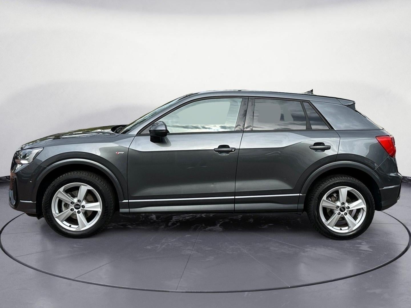 Bild über Audi Q2 S line 30 TFSI Schaltgetriebe - für weitere Informationen kontaktieren Sie den Audi Partner