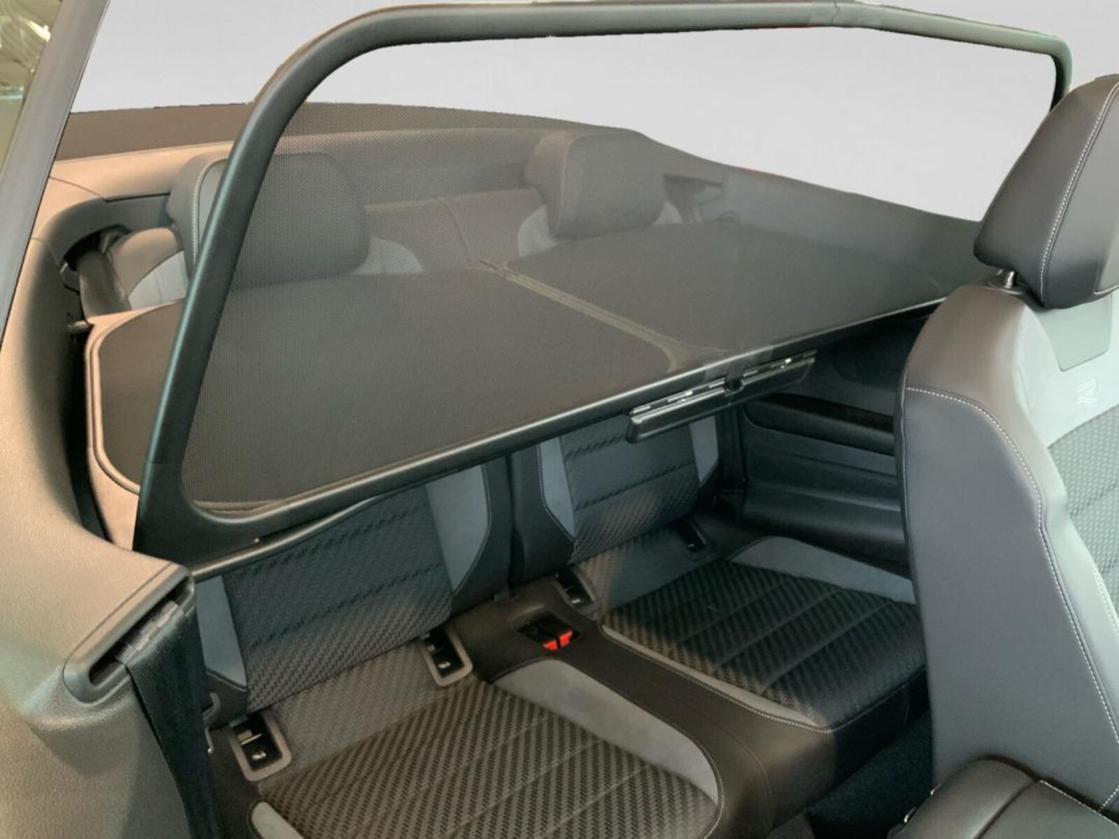 Volkswagen T-Roc Cabriolet – Bild 8