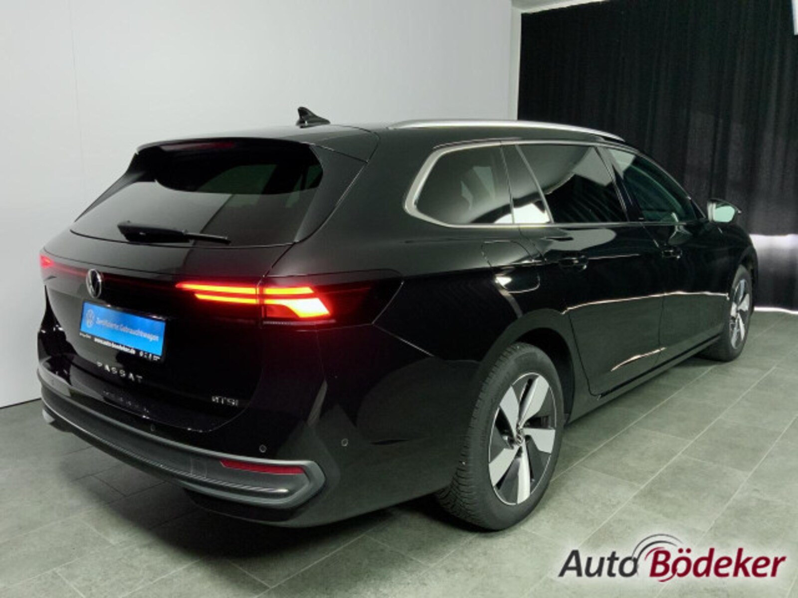 Volkswagen Passat – Bild 8