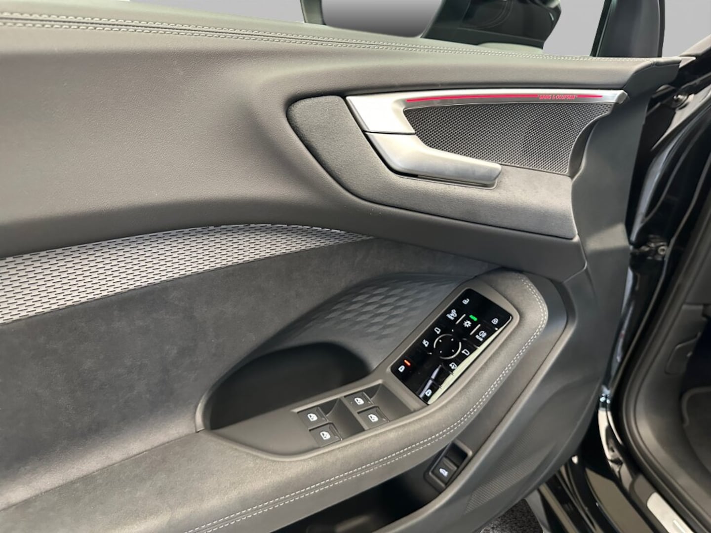Bild über Audi S5 Avant edition one TFSI 270 kW S tronic - für weitere Informationen kontaktieren Sie den Audi Partner