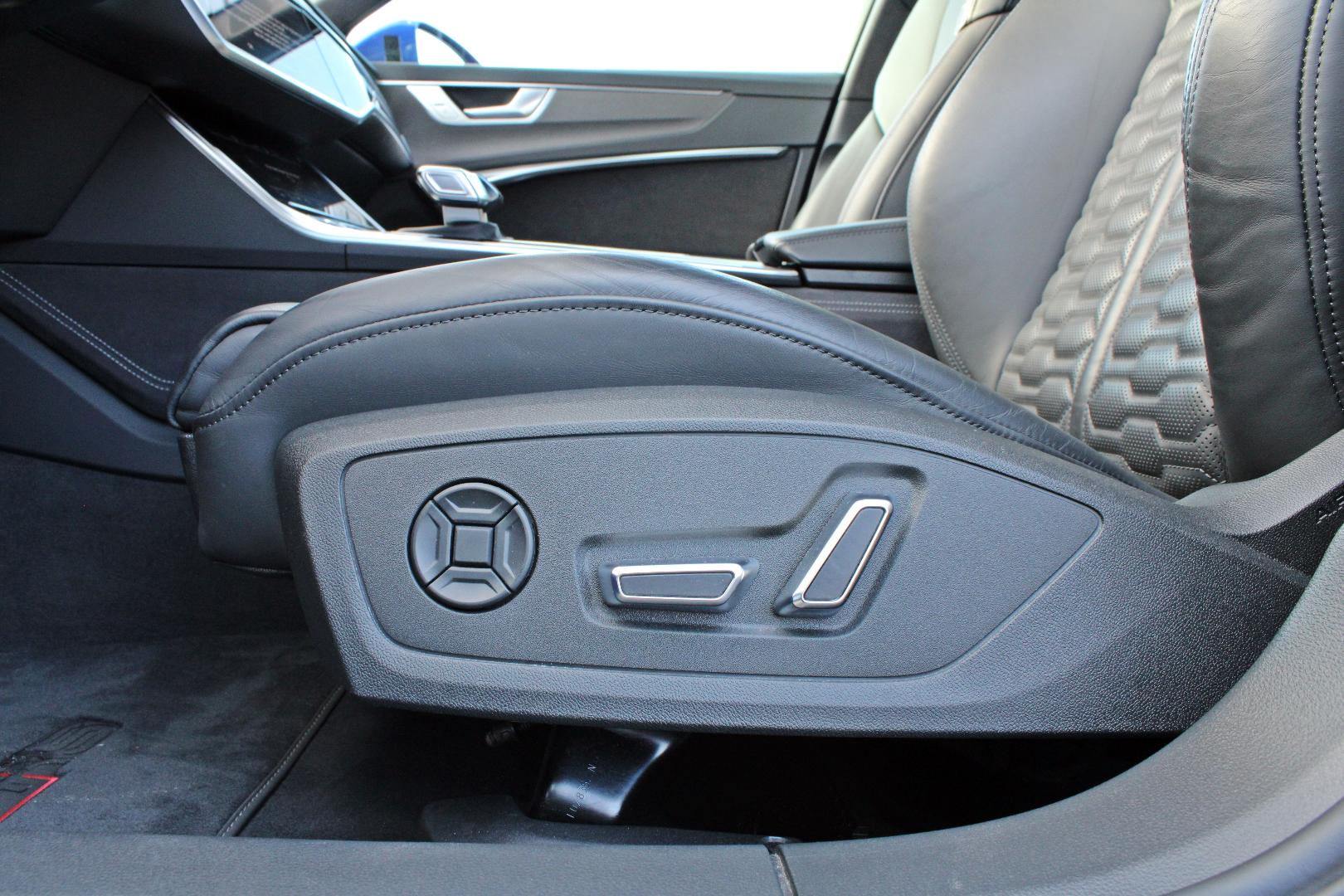 Image about Audi RS 6 Avant performance RS 6 Avant 441(600) kW(PS) tiptronic