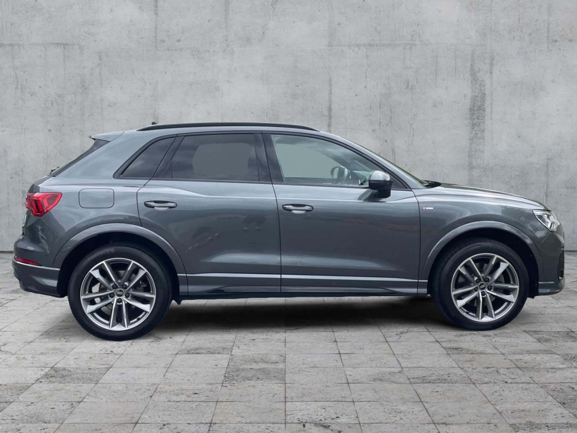 Audi Q3 SUV S line