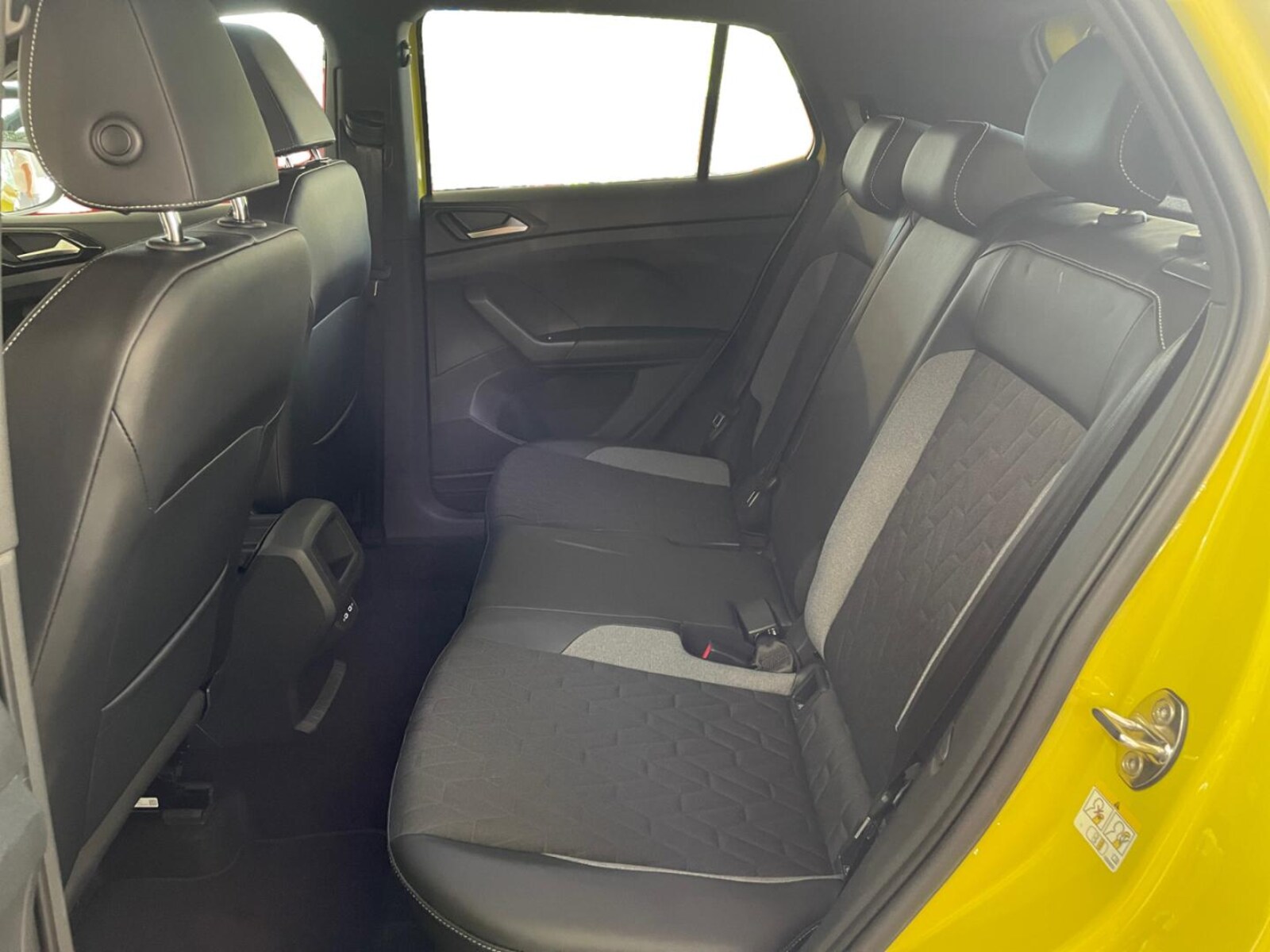 Volkswagen T-Cross – Bild 10