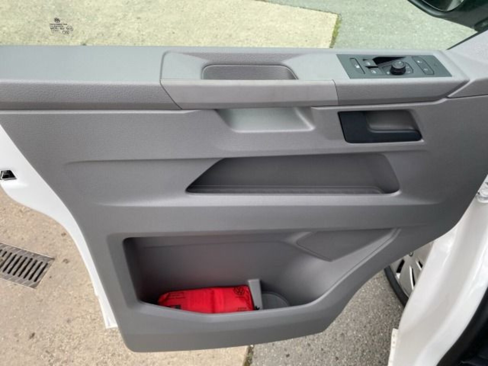 Volkswagen T6.1 Transporter Kasten kurzer Radstand – Bild 11