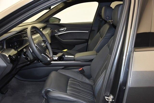 Image about Audi e-tron S Sportback S e-tron quattro