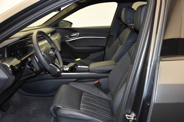 Image about Audi e-tron S Sportback S e-tron quattro