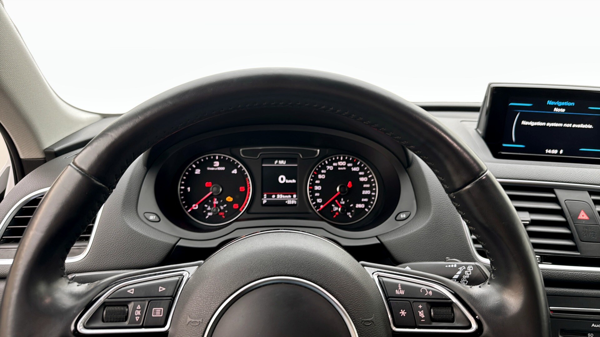 Bild som visar&nbsp;Audi Q3&nbsp;Q3 2.0 TDI quattro Proline Sport 150 hk S tronic - för mer information kontakta din Audi Partner