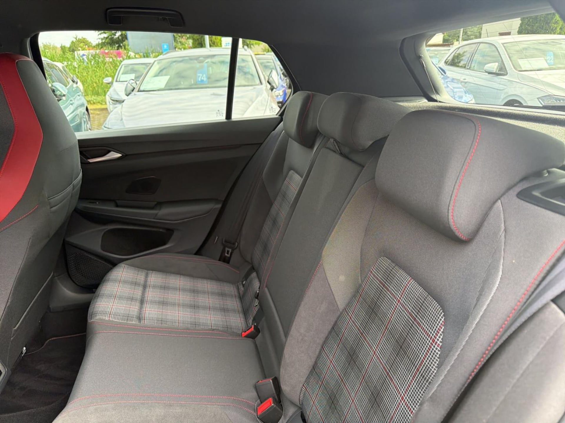 Volkswagen Golf GTI