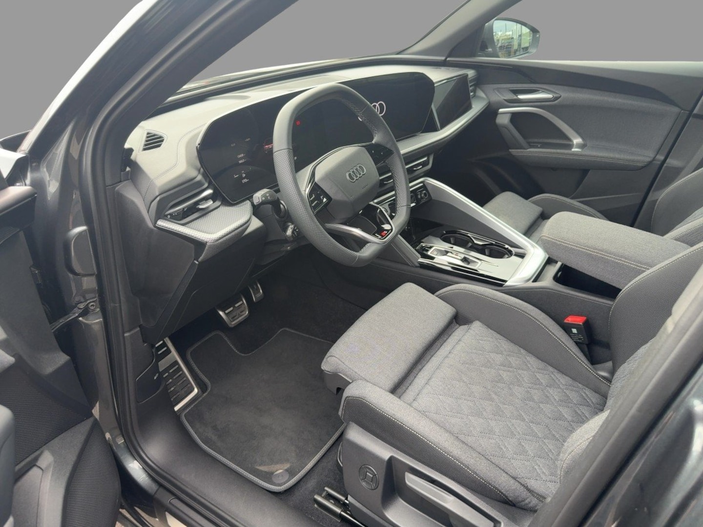 Bild über Audi Q5 SUV TFSI quattro 150 kW S tronic - für weitere Informationen kontaktieren Sie den Audi Partner