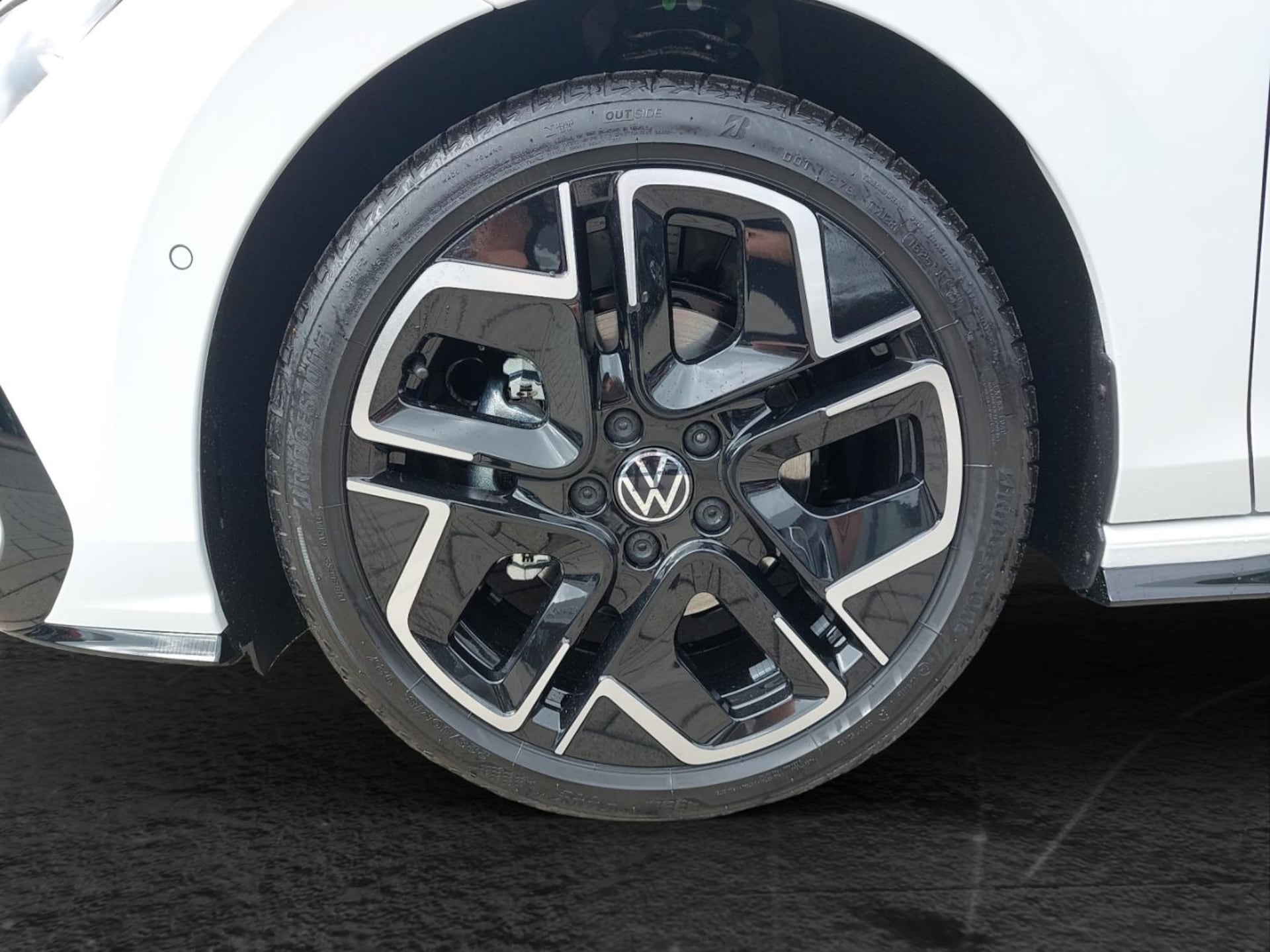 Volkswagen Golf R-Line