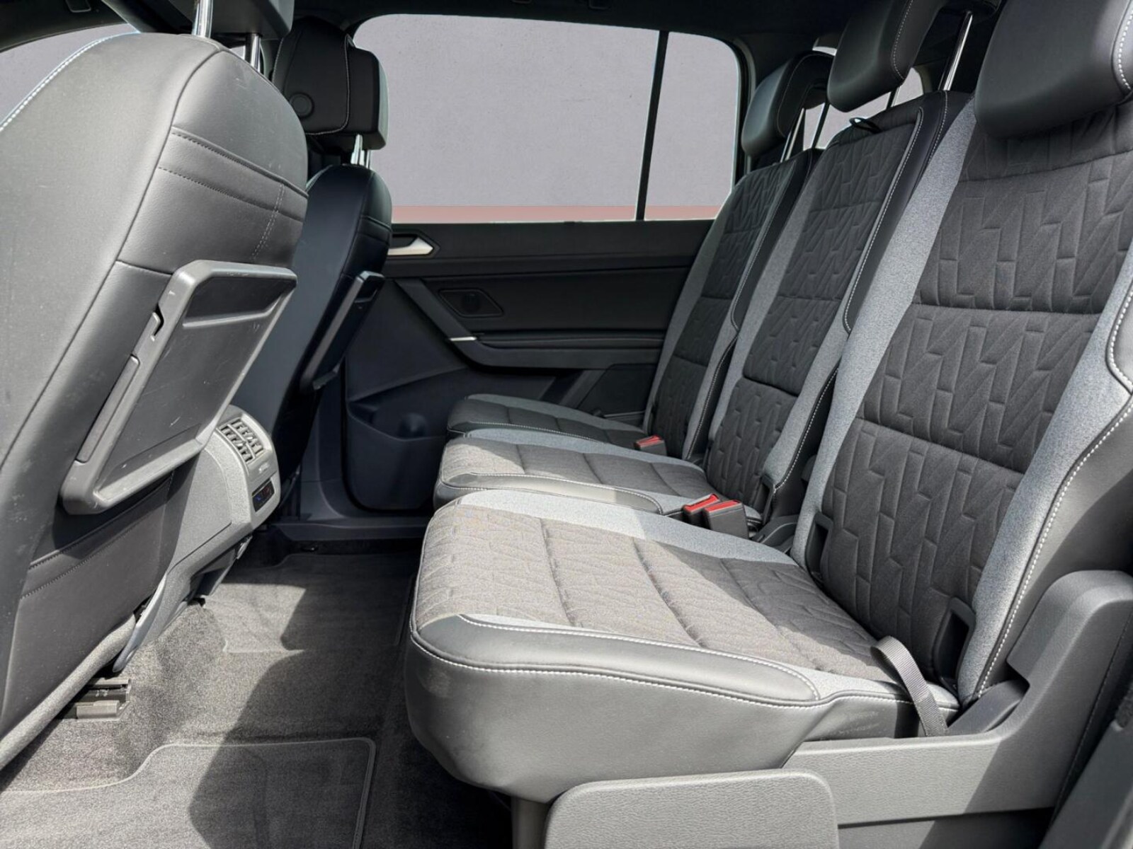 Volkswagen Touran – Bild 13