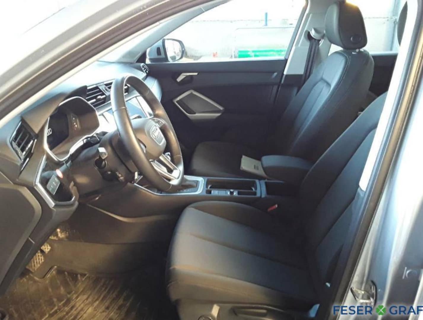 Bild über Audi Q3 40 TDI quattro S tronic - für weitere Informationen kontaktieren Sie den Audi Partner
