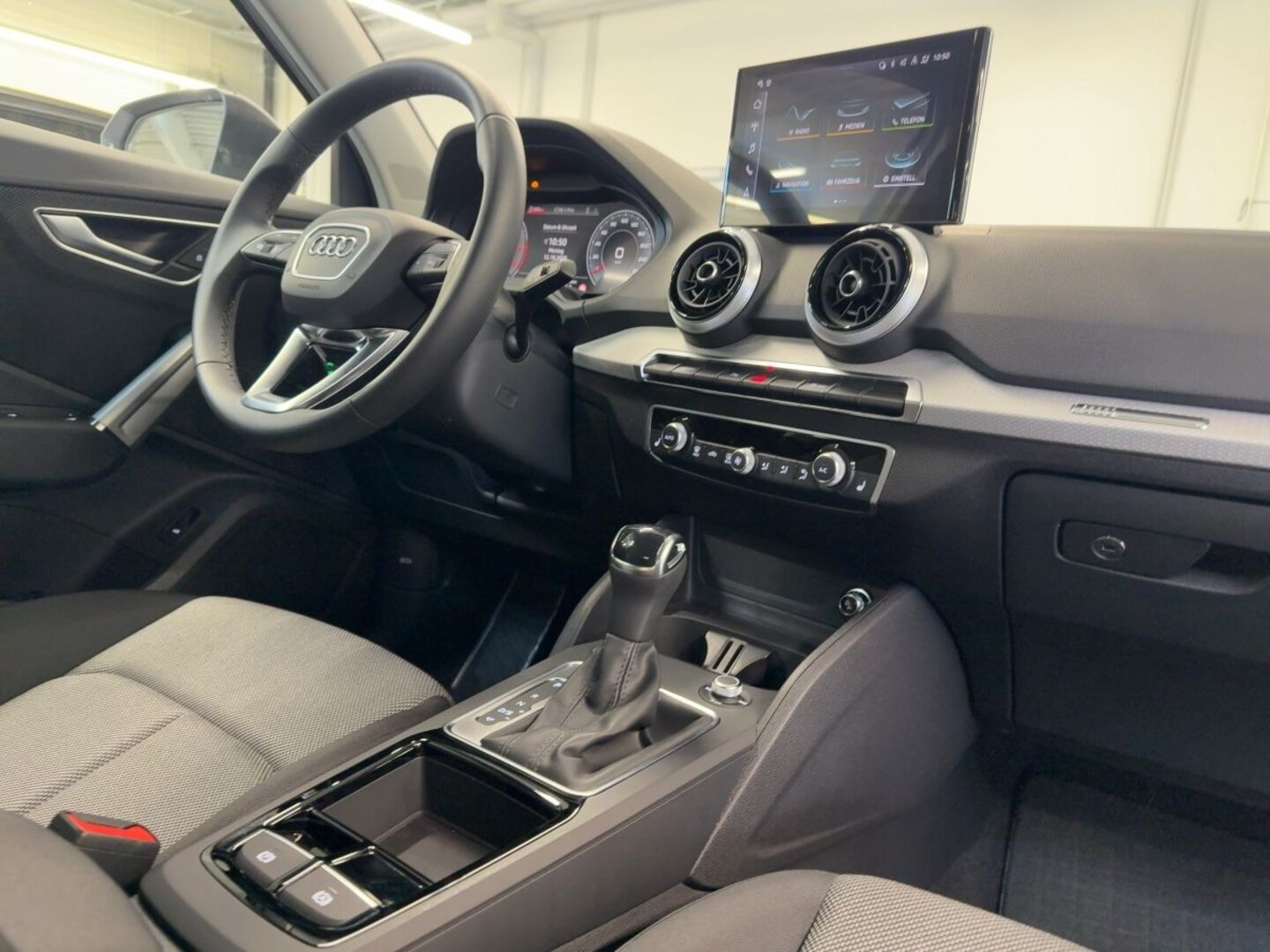 Bild über Audi Q2 advanced 35 TFSI S tronic - für weitere Informationen kontaktieren Sie den Audi Partner